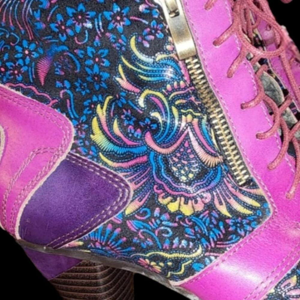 MetCandy SuperLadyStar womens 9.5 Purple Pink Boho Paisley Lace-Up Ankle Boots - Picture 3 of 7